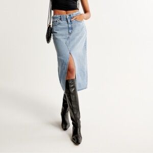 NWT Abercrombie & Fitch Denim Midi Skirt